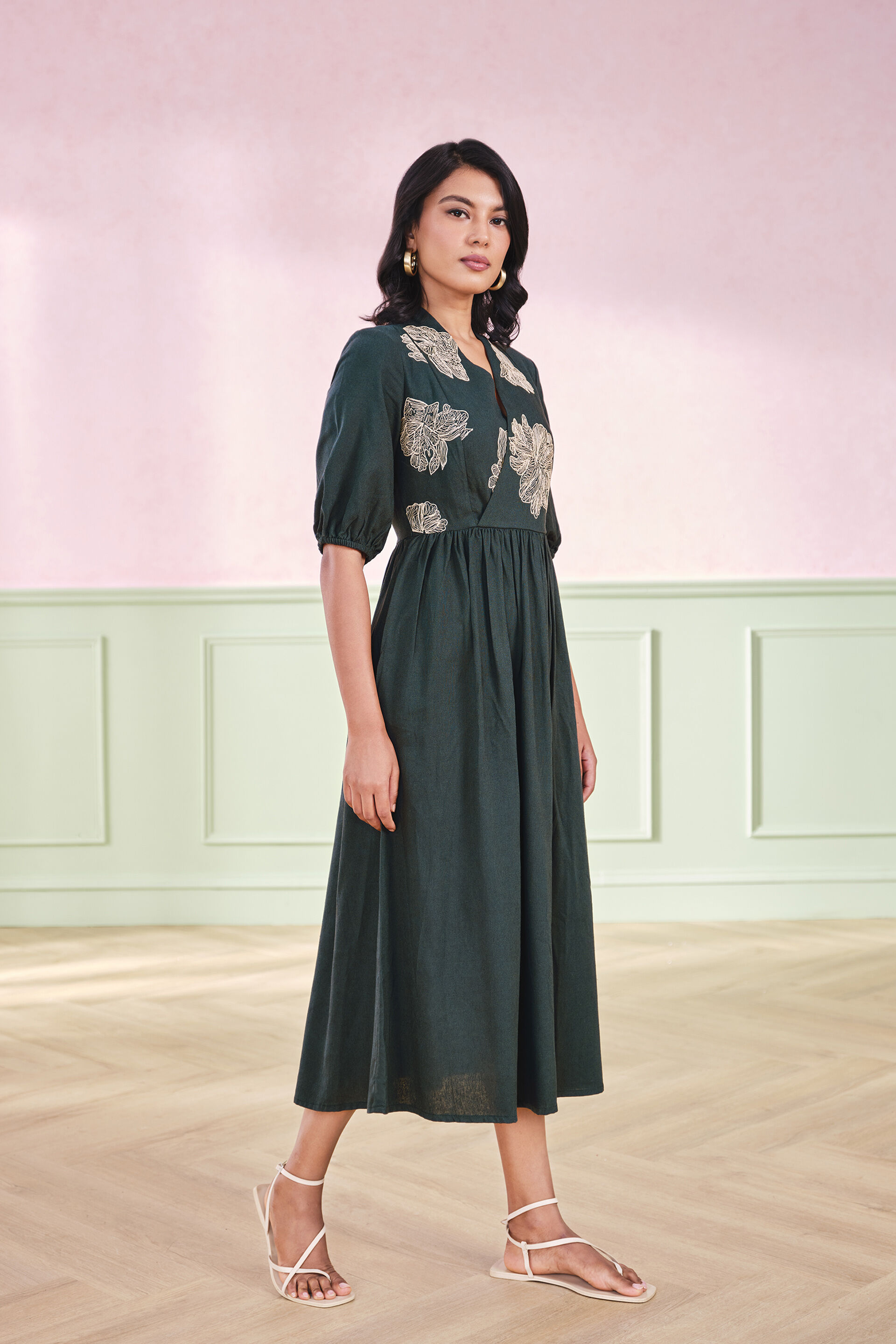 Emerald green dress online hot sale